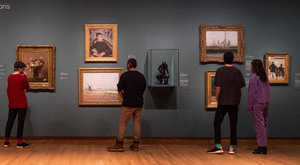Bezoekers in de vaste collectie van het Van Gogh Museum